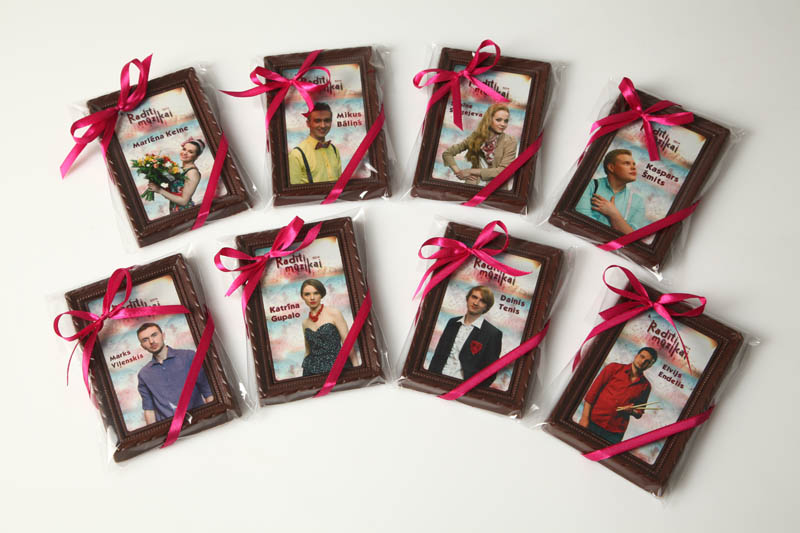 Anniversary Gifts - Framed Chocolate Picture in a Polybag with Ribbon, 90g