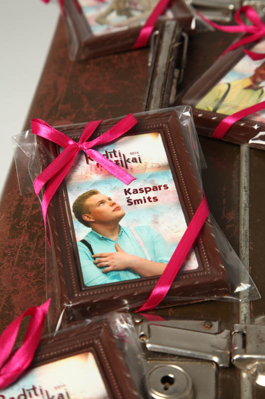 Education Marketing - Framed Chocolate Picture in a Polybag with Ribbon, 90g