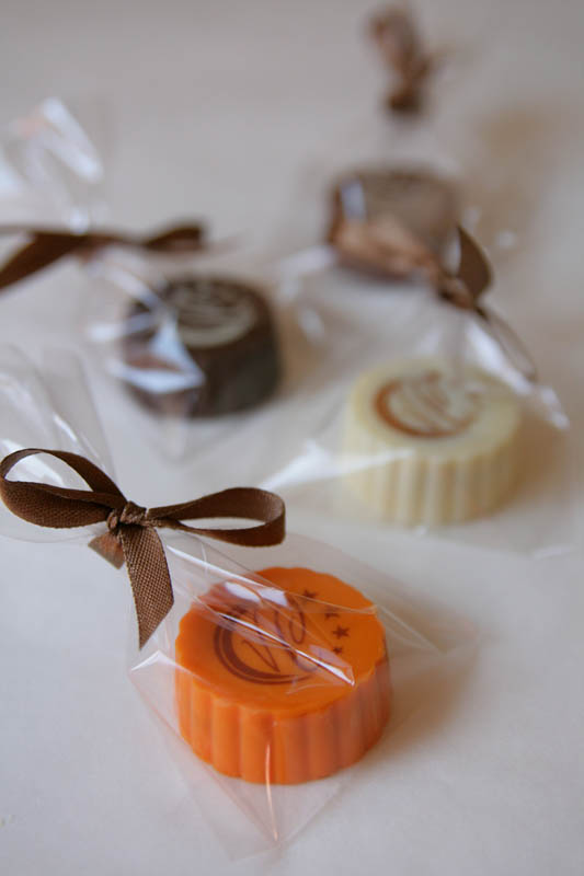 Praline With Filling - Praline with Hazel Nut Cream Filling in bag with ribbon, 13g