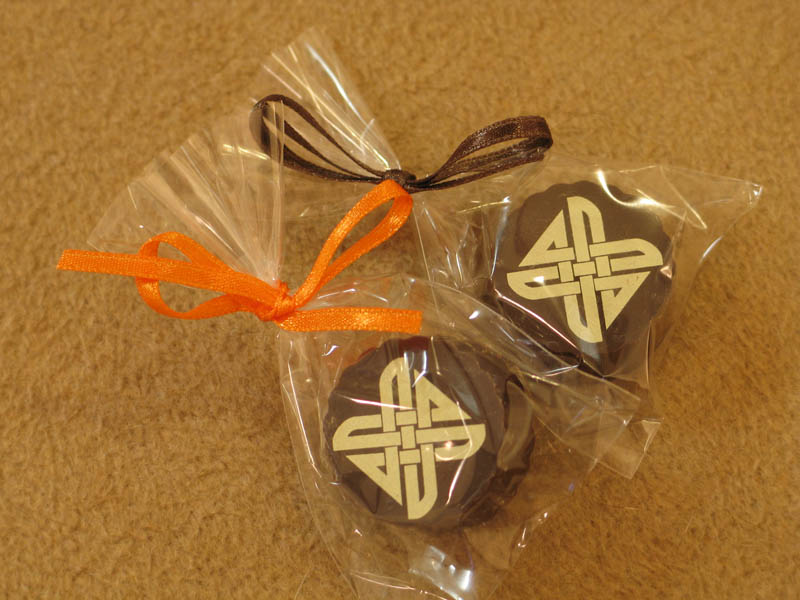 Praline with Hazel Nut Cream Filling in a polybag with Ribbon, 13g