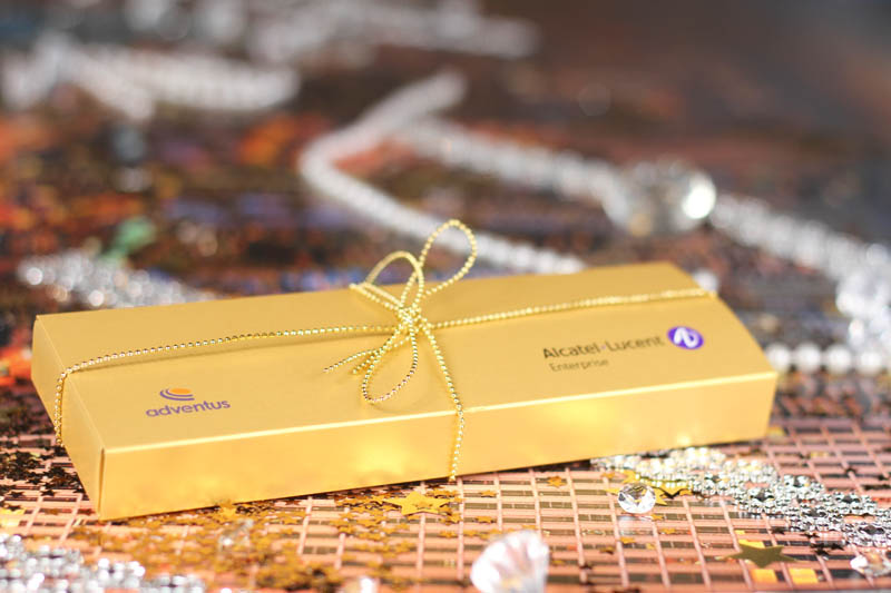 Golden Box - 5 Pralines with Hazel Nut Cream Filling in a box, 65g (13g x 5 pc)