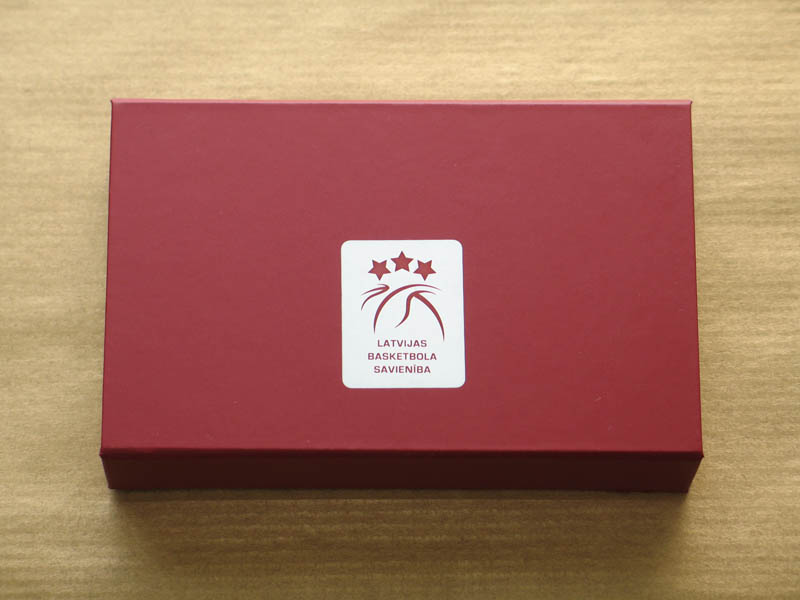 Promo Sweets - 6 Pralines with Hazel Nut Cream Filling in a Box with Magnet, 78g (13g x 6 pc)