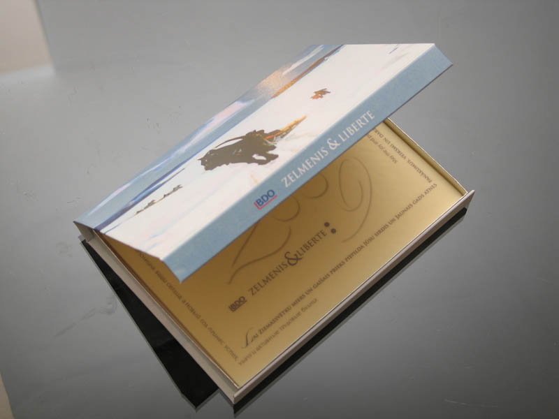 Unique Christmas Gifts - Promotional Chocolate Bar in a box with magnet, 275g